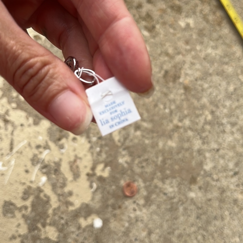 2 Lia Sophia necklace pendants - Picture 10 of 11